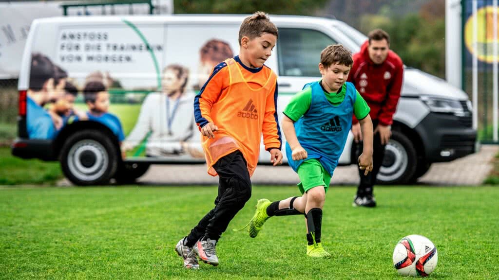 Qualifizierung_Fussball_Kurzschulungen_DFB-Mobil