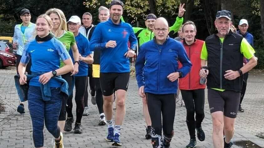 70 Läuferinnen und Läufer genossen den Laufspaß im Revierpark Wischlingen