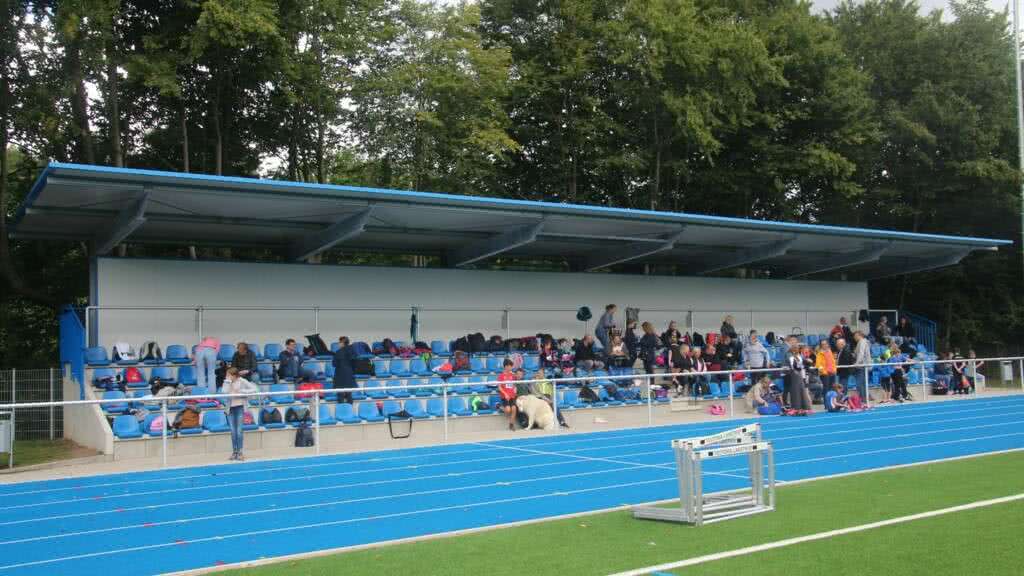 Lanstrop Stadion an der Büttnerstraße