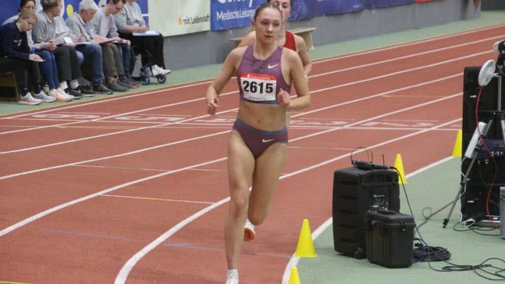 Vanessa Mikitenko 3000m-Siegerin 