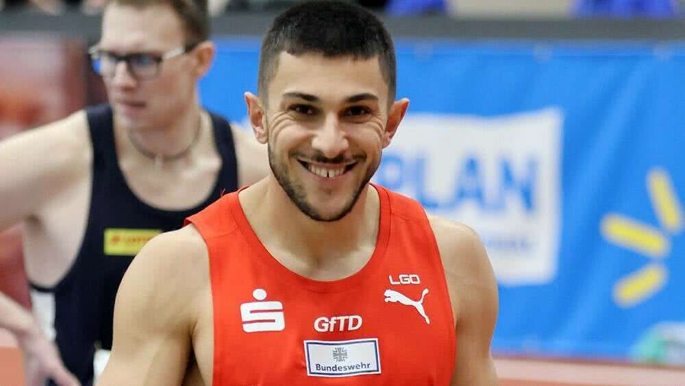Deniz Almaz