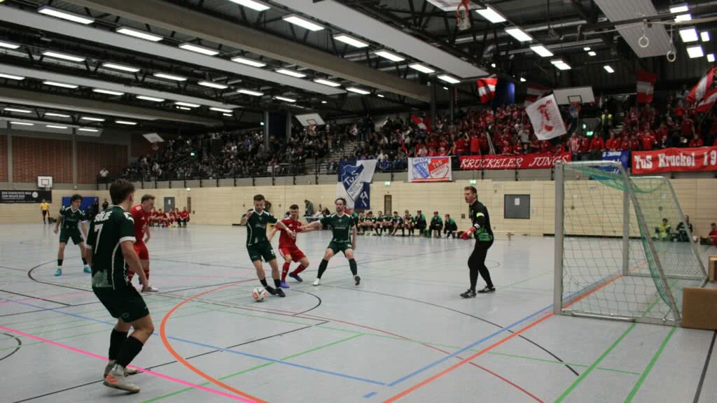 &Ouml;SG Viktoria sorgt f&uuml;r denkw&uuml;rdiges Finale - Zwei Teams aus der Kreisliga B4 &uuml;berraschen an der Kreuzstra&szlig;e