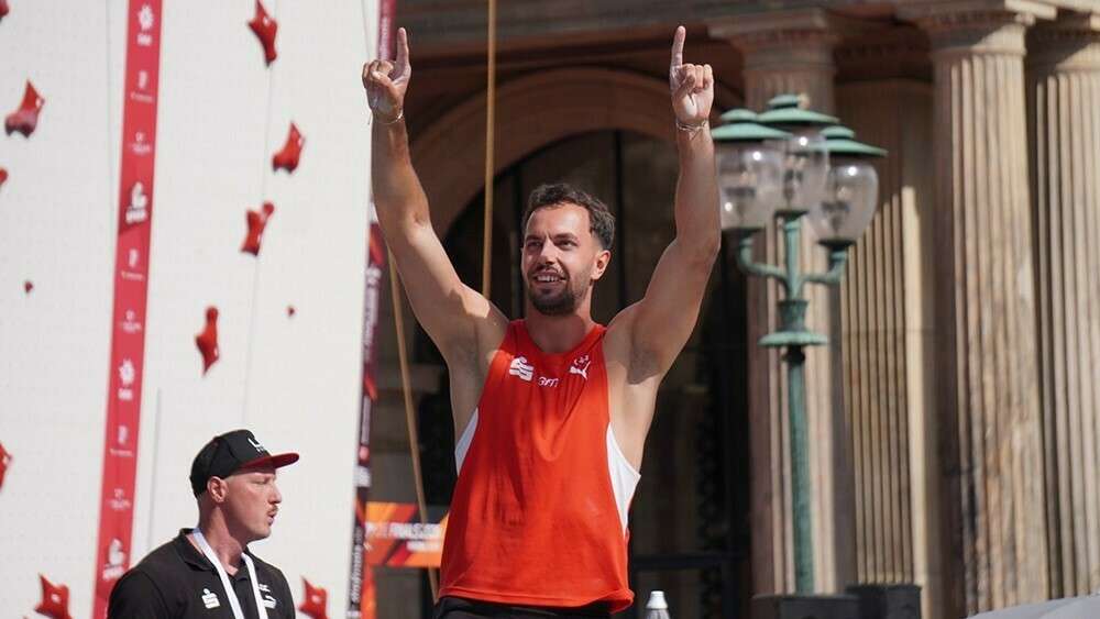 Constantin Rutsch jubelt über Bronze